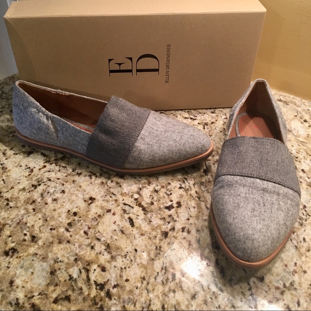 Ellen Degeneres dark grey flats